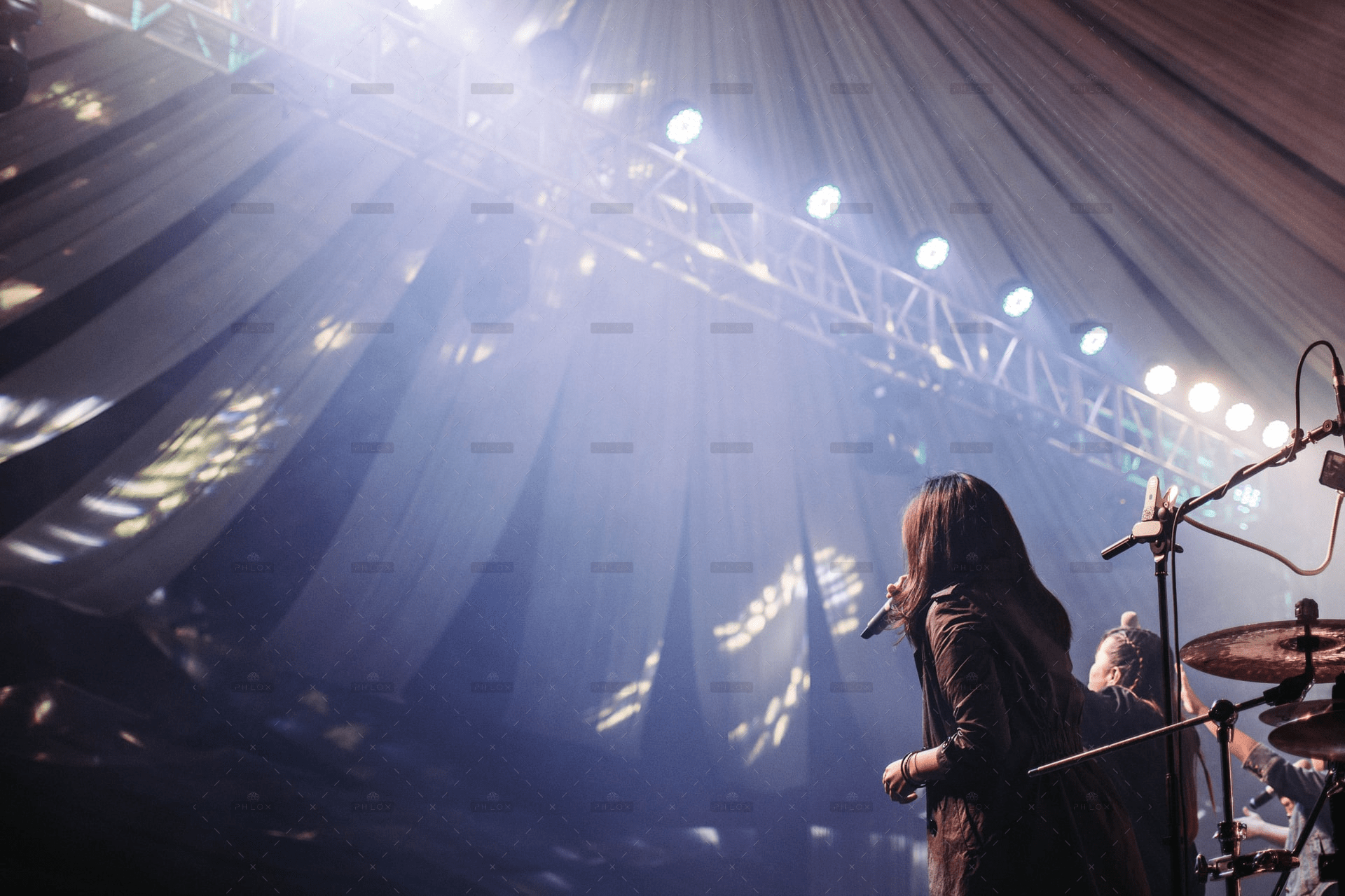 demo-attachment-969-md-duran-6JSI47uNnzY-unsplash